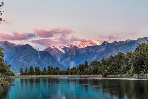 Māori Culture and Snow-Capped Landscapes: Explore Off beat New Zealand